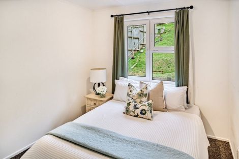 Photo of property in 12 Haunui Road, Pukerua Bay, 5026