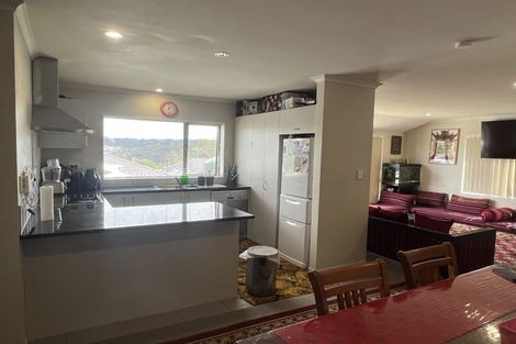 Photo of property in 63 Tiriwa Drive, Massey, Auckland, 0614