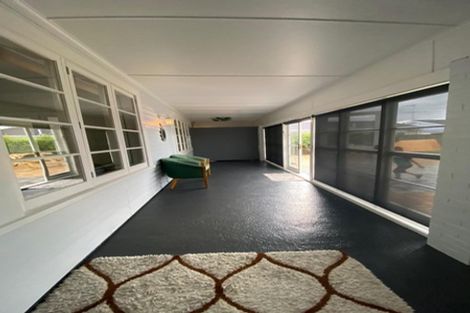 Photo of property in 42a Halsey Road, Manurewa, Auckland, 2102