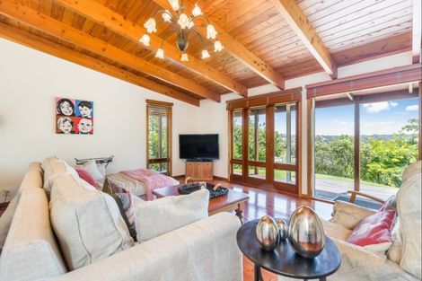 Photo of property in 14c Moffat Road, Red Beach, 0932