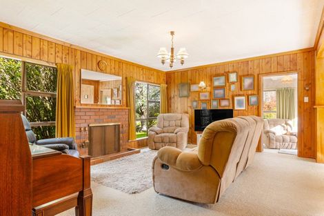 Photo of property in 76 Tawa Road, Kumeu, 0891