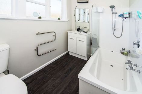 Photo of property in 4 Jellicoe Place, Solway, Masterton, 5810