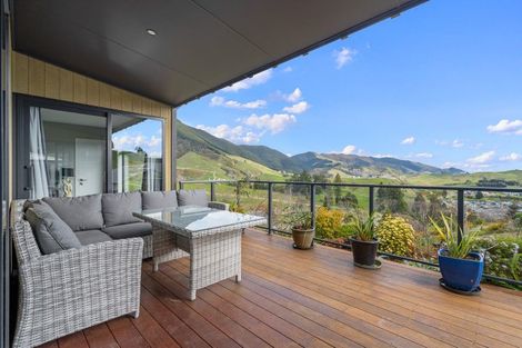 Photo of property in 41 Huntaway Close, Stoke, Nelson, 7011