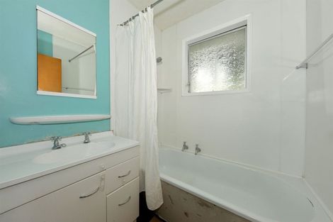 Photo of property in 19 Flinders Road, Heathcote Valley, Christchurch, 8022