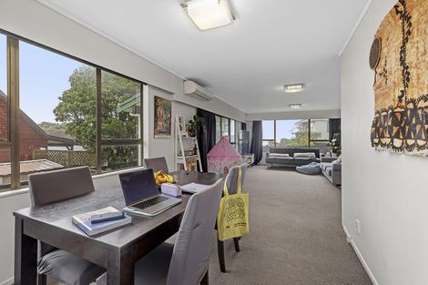 Photo of property in 64 Cypress Drive, Maungaraki, Lower Hutt, 5010