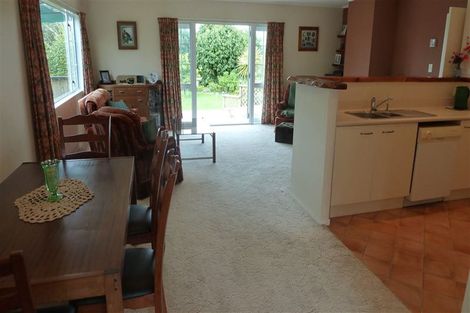 Photo of property in 2 Harris Place, Ngatea, 3503