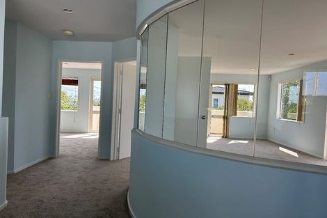 Photo of property in 2/991 Beach Road, Torbay, Auckland, 0630