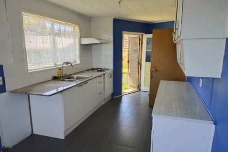 Photo of property in 51 Sikkim Crescent, Clover Park, Auckland, 2019