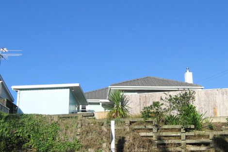 Photo of property in 44 Grays Road, Plimmerton, Porirua, 5026