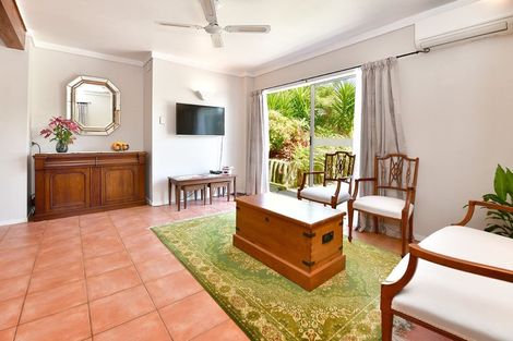 Photo of property in 18 Gledstane Road, Stanmore Bay, Whangaparaoa, 0932