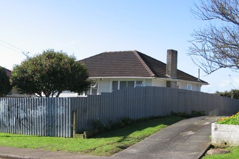 Photo of property in 18 Crown Crescent, Otara, Auckland, 2023