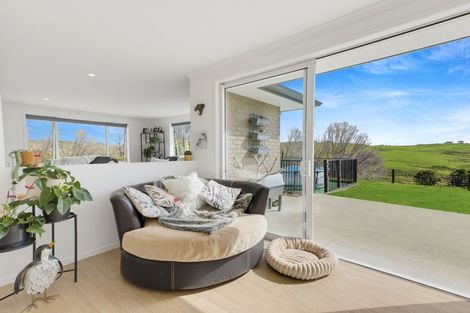 Photo of property in 65 Jumna Road, Maungaturoto, 0587