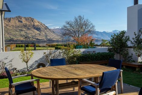 Photo of property in 76 Aubrey Road, Wanaka, 9305