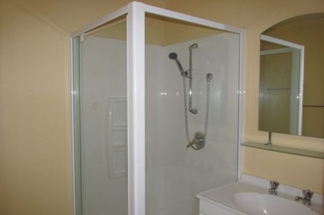 Photo of property in 4/11 Peverel Street, Riccarton, Christchurch, 8011