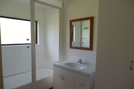 Photo of property in 200 Totara Road, Ararimu, Drury, 2579