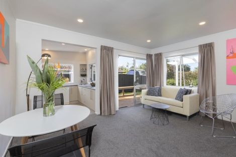 Photo of property in 31 Harbour View Road, Point Wells, 0986