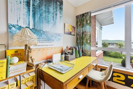 Photo of property in 216 Mangorei Road, Merrilands, New Plymouth, 4312