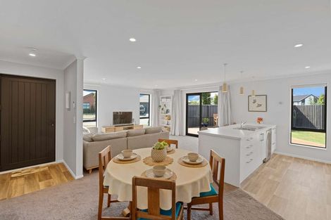 Photo of property in 16 Luxembourg Crescent, Halswell, Christchurch, 8025