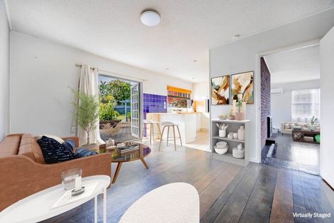 Photo of property in 18 Roysfield Lane, Sunnyhills, Auckland, 2010