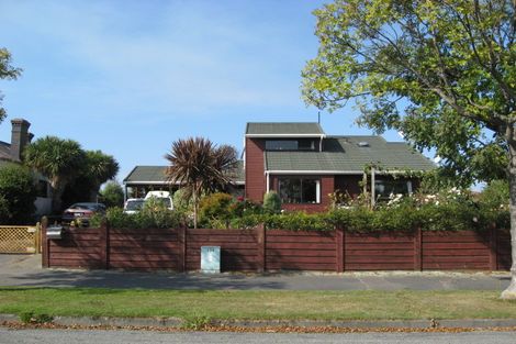 Photo of property in 6 Memorial Avenue, Parkside, Timaru, 7910