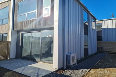 Photo of property in 2/3 Mamari Street, Rongotai, Wellington, 6022