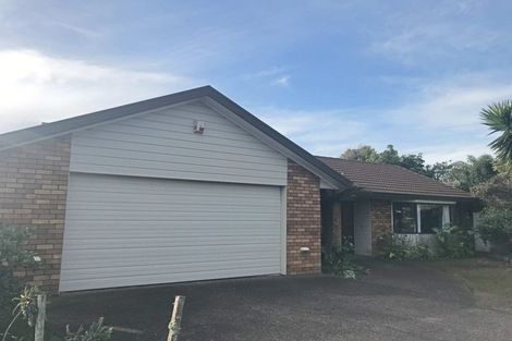 Photo of property in 11 Chiania Place, Somerville, Auckland, 2014