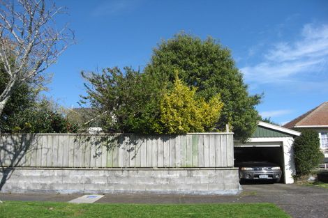 Photo of property in 30 Cornwall Street, Brooklands, New Plymouth, 4310