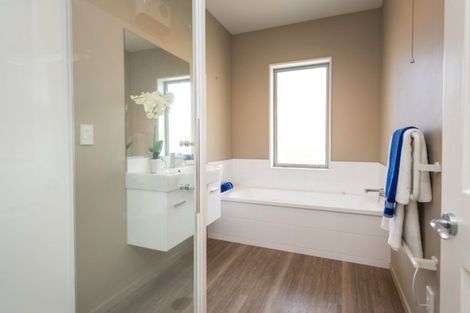 Photo of property in 8 Burford Way, Rolleston, 7615