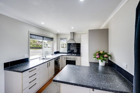 Photo of property in 4 Tyndale Street, Onekawa, Napier, 4110