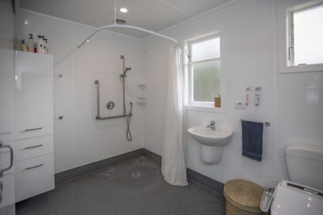 Photo of property in 76 Hampden Street, Picton, 7220