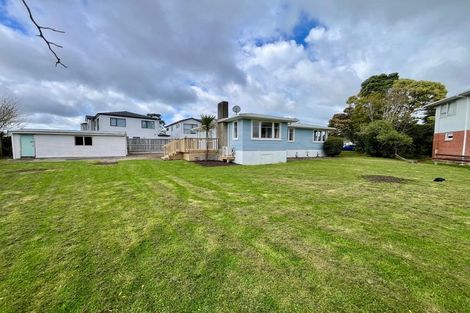 Photo of property in 6 Hurley Place, Kelston, Auckland, 0602