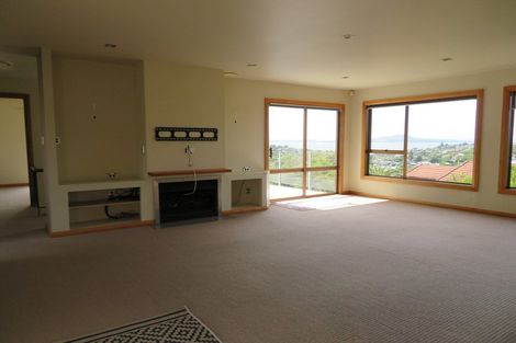 Photo of property in 31 Jellicoe Road, Murrays Bay, Auckland, 0630