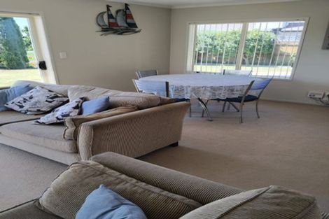 Photo of property in 101 Oriental Parade, Papamoa Beach, Papamoa, 3118