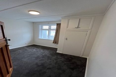 Photo of property in 35 Roxburgh Street, Mount Victoria, Wellington, 6011