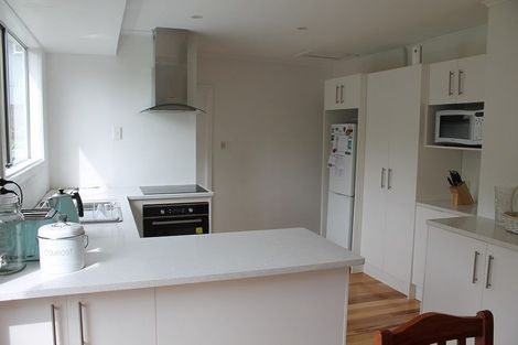 Photo of property in 20 Bentley Avenue, Glenfield, Auckland, 0629