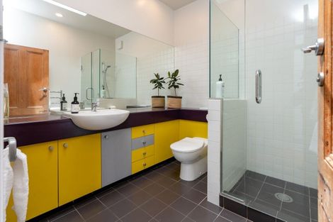 Photo of property in 15 Garfield Street, Brooklyn, Wellington, 6021