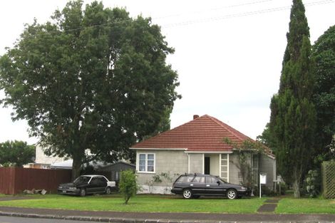 Photo of property in 1 Court Crescent, Panmure, Auckland, 1072