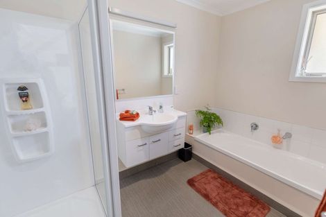 Photo of property in 18 Poynter Place, Tawhero, Whanganui, 4501