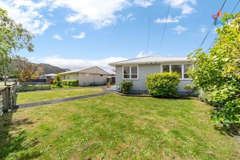 Photo of property in 20 Charles Street, Clouston Park, Upper Hutt, 5018