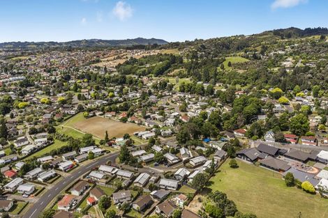 Photo of property in 4 Inca Place, Red Hill, Papakura, 2110