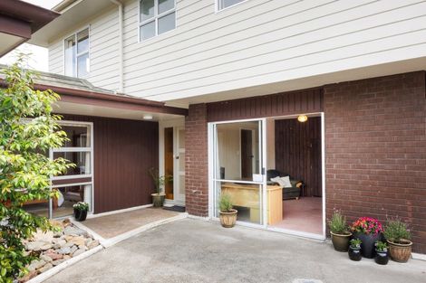 Photo of property in 27a Redwood Grove, Hokowhitu, Palmerston North, 4410