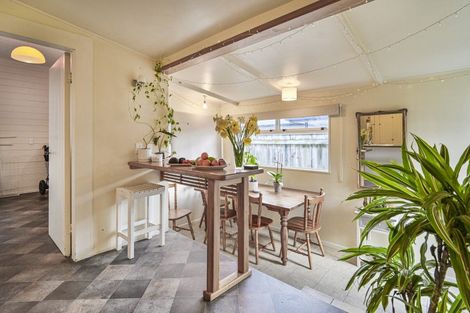 Photo of property in 607 Maddison Street, Akina, Hastings, 4122