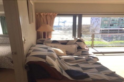 Photo of property in Tower Hill Apartments, 3e/1 Emily Place, Auckland Central, Auckland, 1010