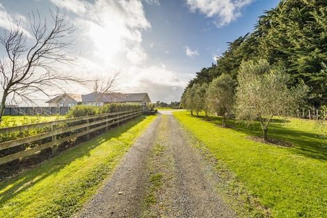 Photo of property in 2757 State Highway 1, Rongotea, Palmerston North, 4479