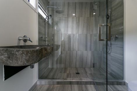 Photo of property in 19 Parawera Drive, Acacia Bay, Taupo, 3330