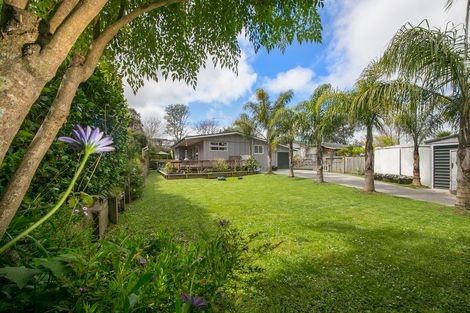 Photo of property in 27 Great North Road, Riverhead, 0820