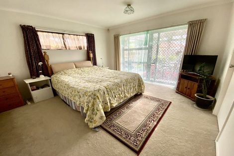 Photo of property in 84 Burswood Drive, Burswood, Auckland, 2013