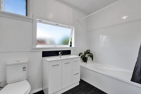 Photo of property in 59 Camberwell Road, Hawera, 4610