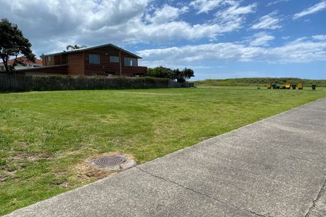 Photo of property in 84 Ocean Road, Ohope, 3121