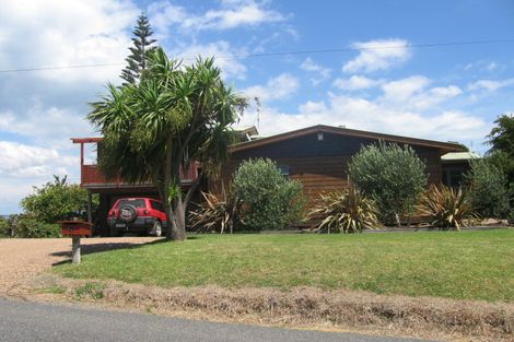 Photo of property in 21 Tawa Street, Oneroa, Waiheke Island, 1081
